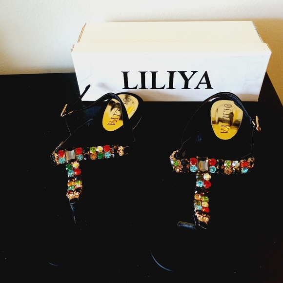 Gemstone Sandals Size 8 - Picture 4 of 5